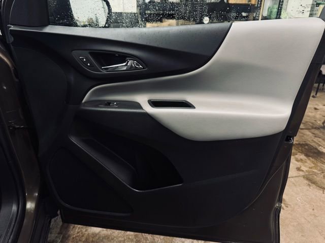 Used 2023 Chevrolet Equinox LT image 15