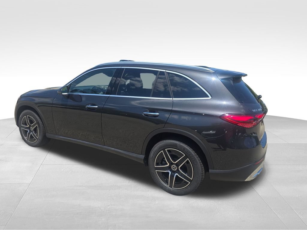 New 2026 Mercedes-Benz GLC 300 4MATIC image 3