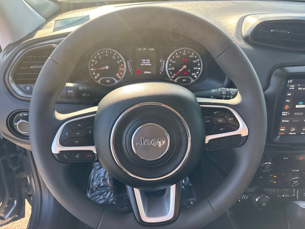 Certified 2023 Jeep Renegade Latitude AWD/4WD image 11