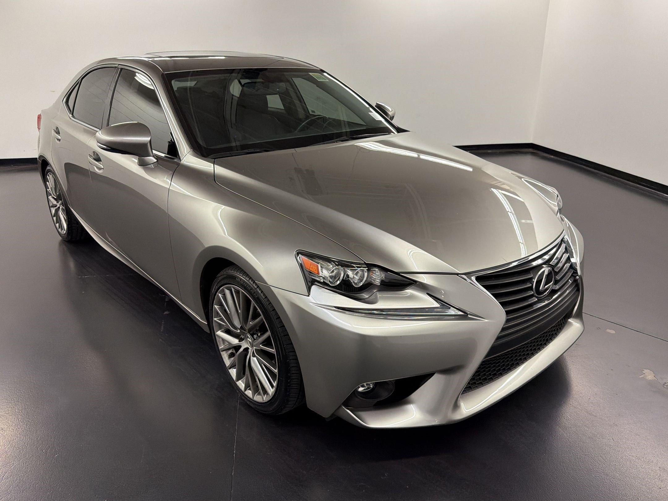 Used 2016 Lexus IS 200t w/ Navigation System Package RWD image 7