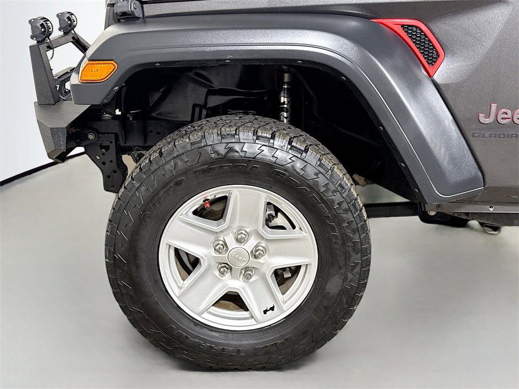 Used 2020 Jeep Gladiator Sport w/ Quick Order Package 24S image 27