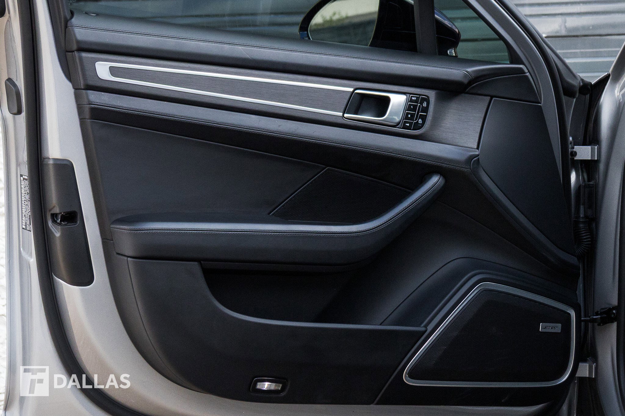 Used 2020 Porsche Panamera GTS image 19