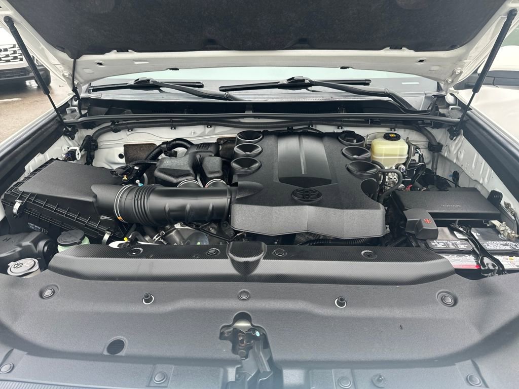 Used 2019 Toyota 4Runner TRD Off-Road image 23