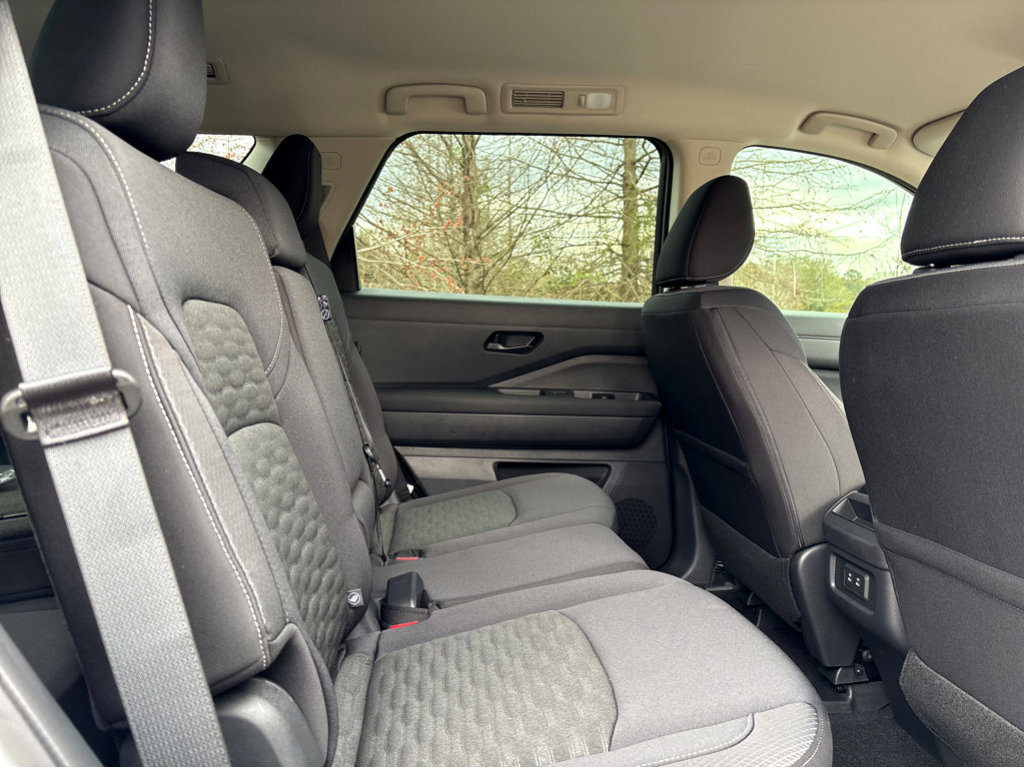 New 2026 Nissan Pathfinder SV image 11
