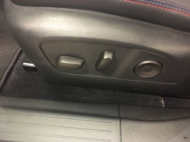 Used 2024 Chevrolet Equinox EV RS image 36