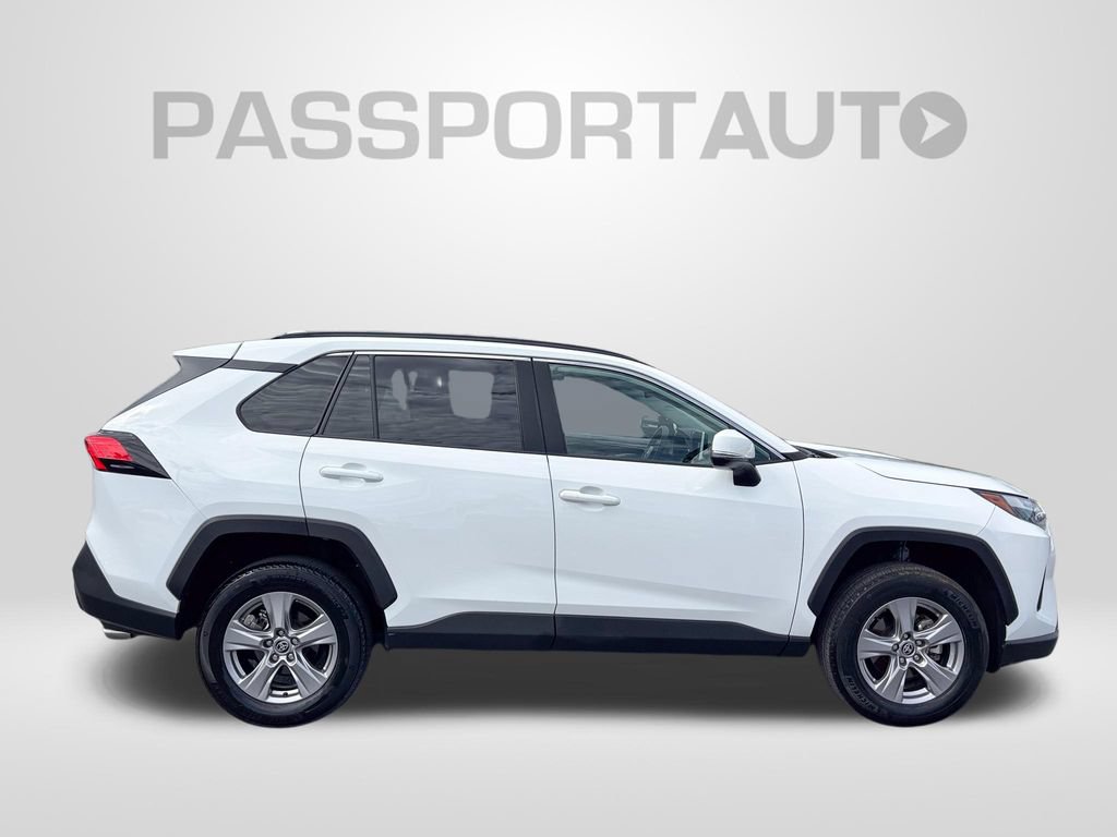Used 2025 Toyota RAV4 XLE AWD/4WD image 9