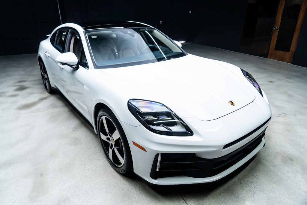 Used 2025 Porsche Panamera w/ Premium Package RWD image 8