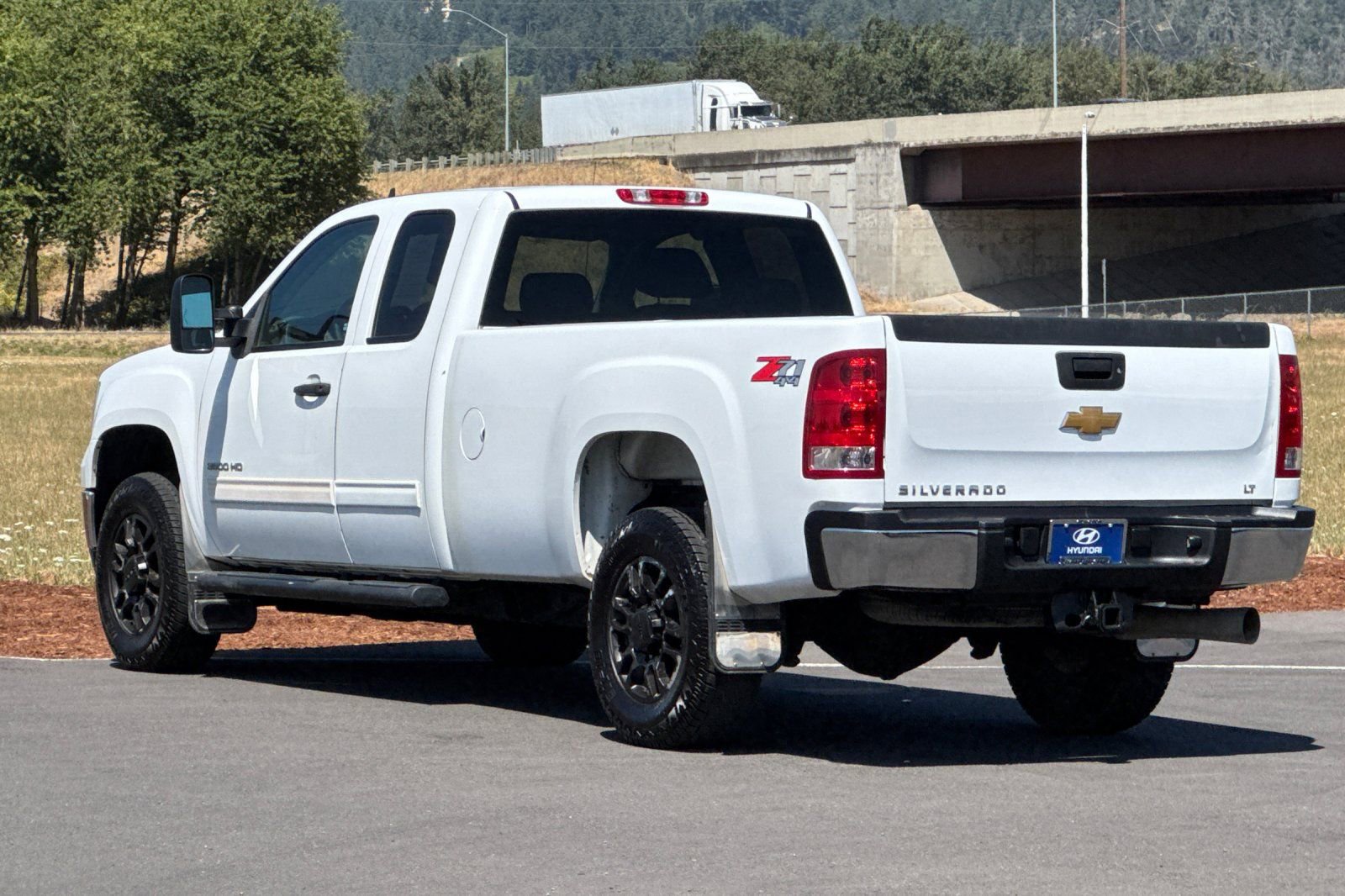 Used 2013 GMC Sierra 3500 SLE image 5