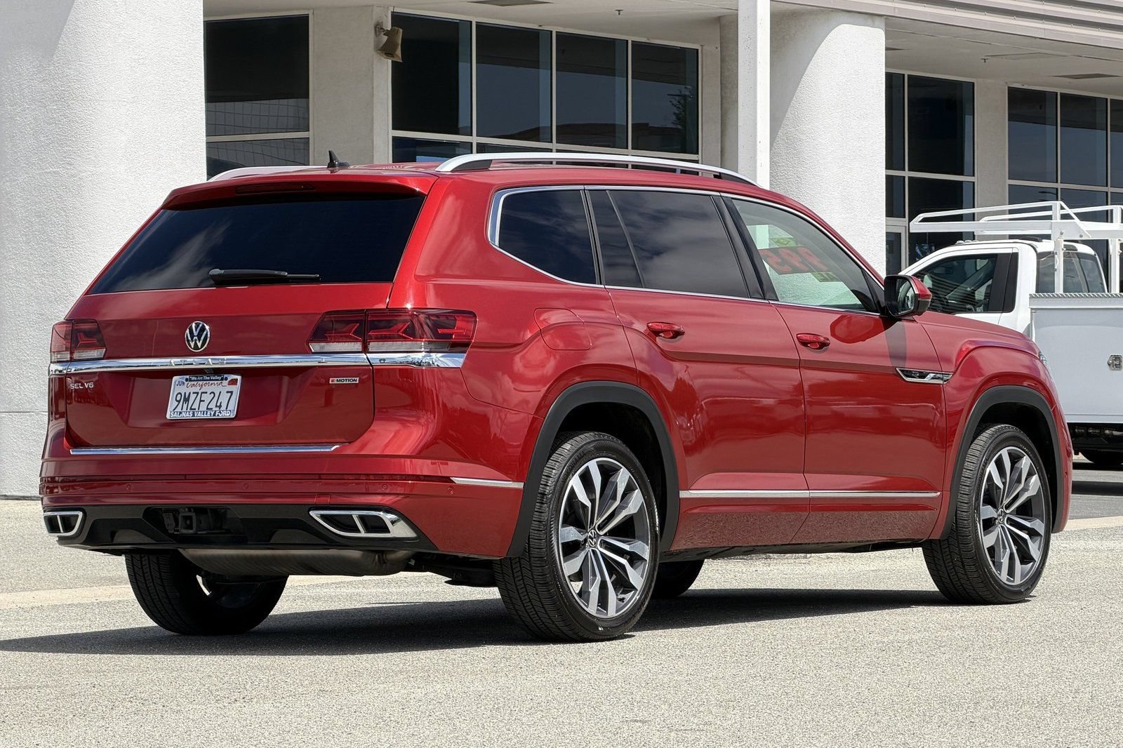 Used 2022 Volkswagen Atlas SEL Premium AWD/4WD image 4