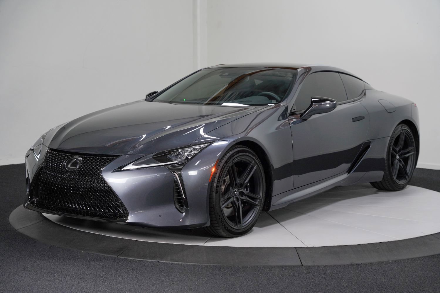 Used 2025 Lexus LC 500 Coupe image 6