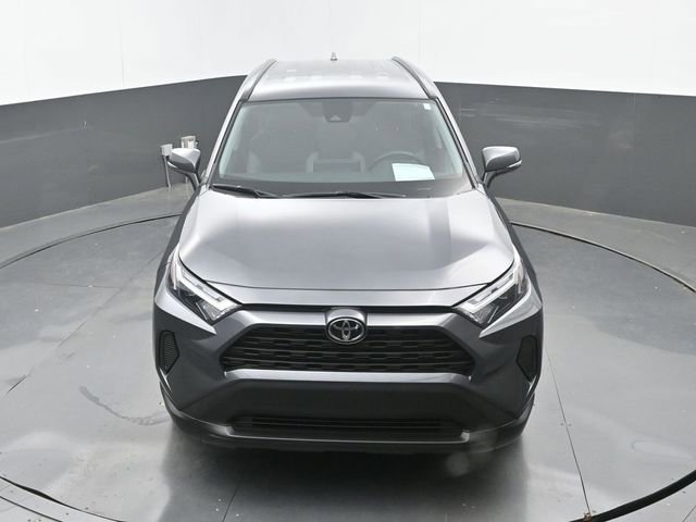Used 2025 Toyota RAV4 XLE image 30