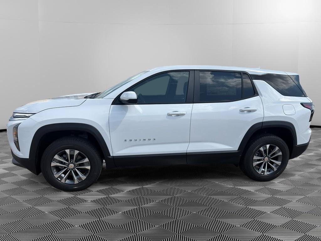 New 2027 Chevrolet Equinox LT FWD image 2