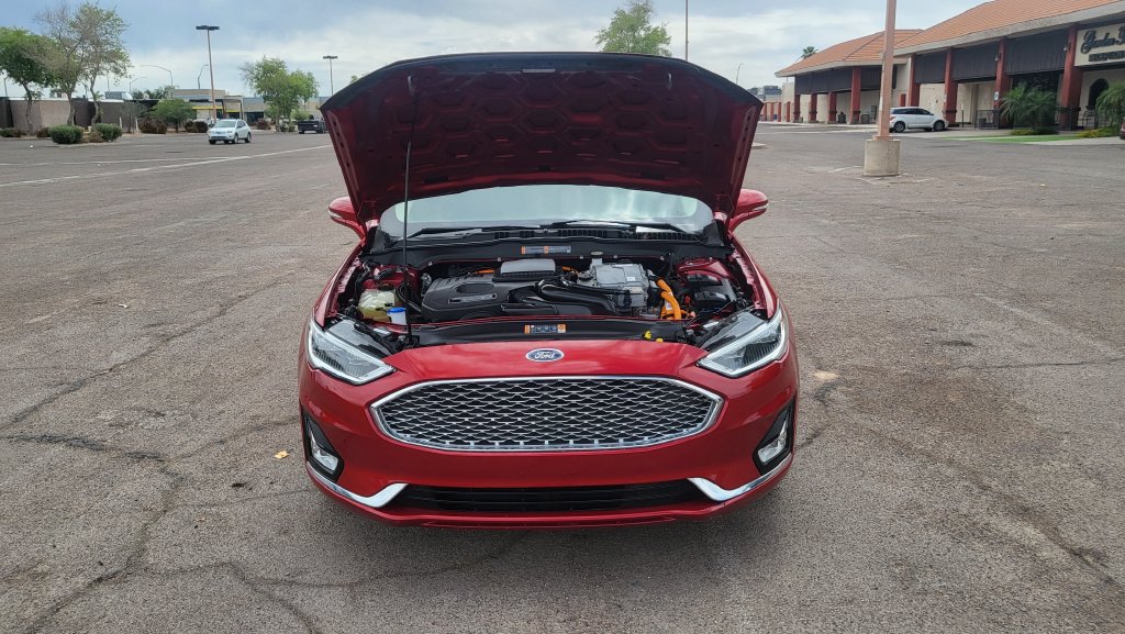 Used 2020 Ford Fusion Energi Titanium FWD image 41
