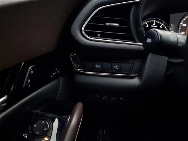 Used 2024 MAZDA CX-30 AWD 2.5 S w/ Premium Package image 11