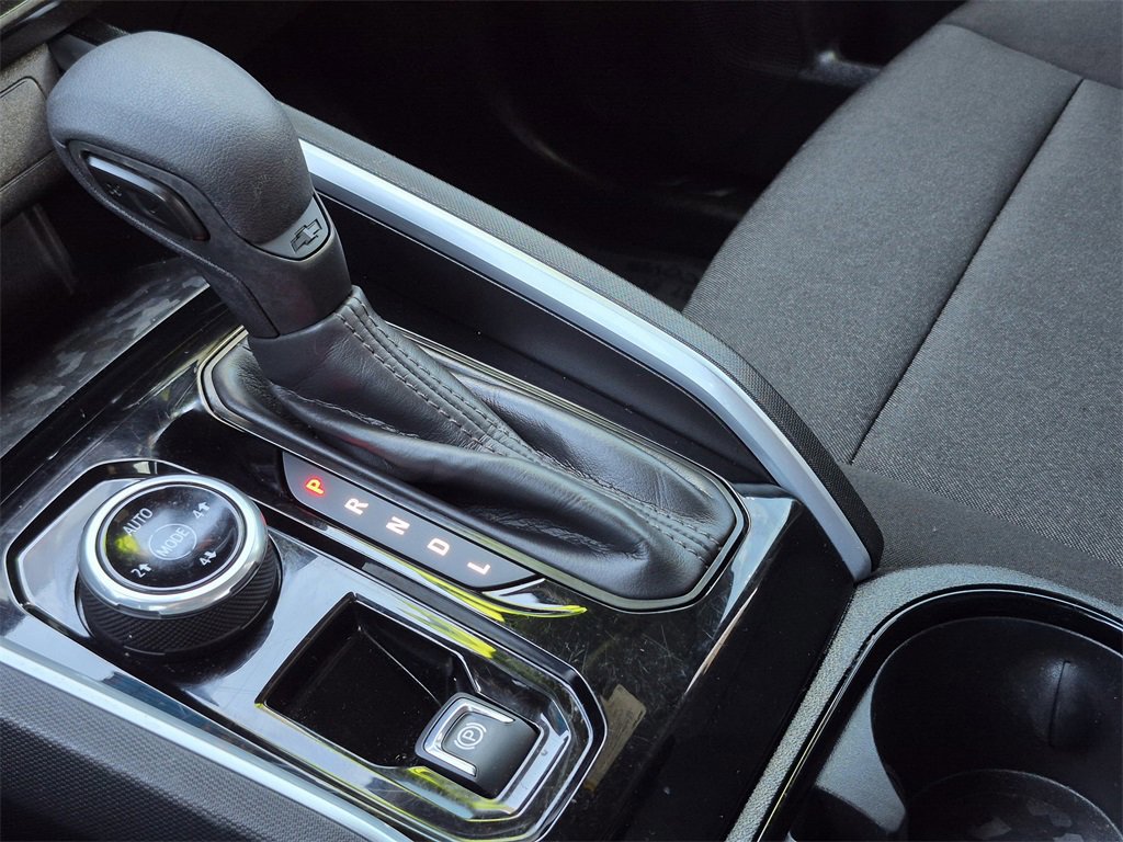 Certified 2024 Chevrolet Colorado Trail Boss w/ Advanced Trailering Package image 16