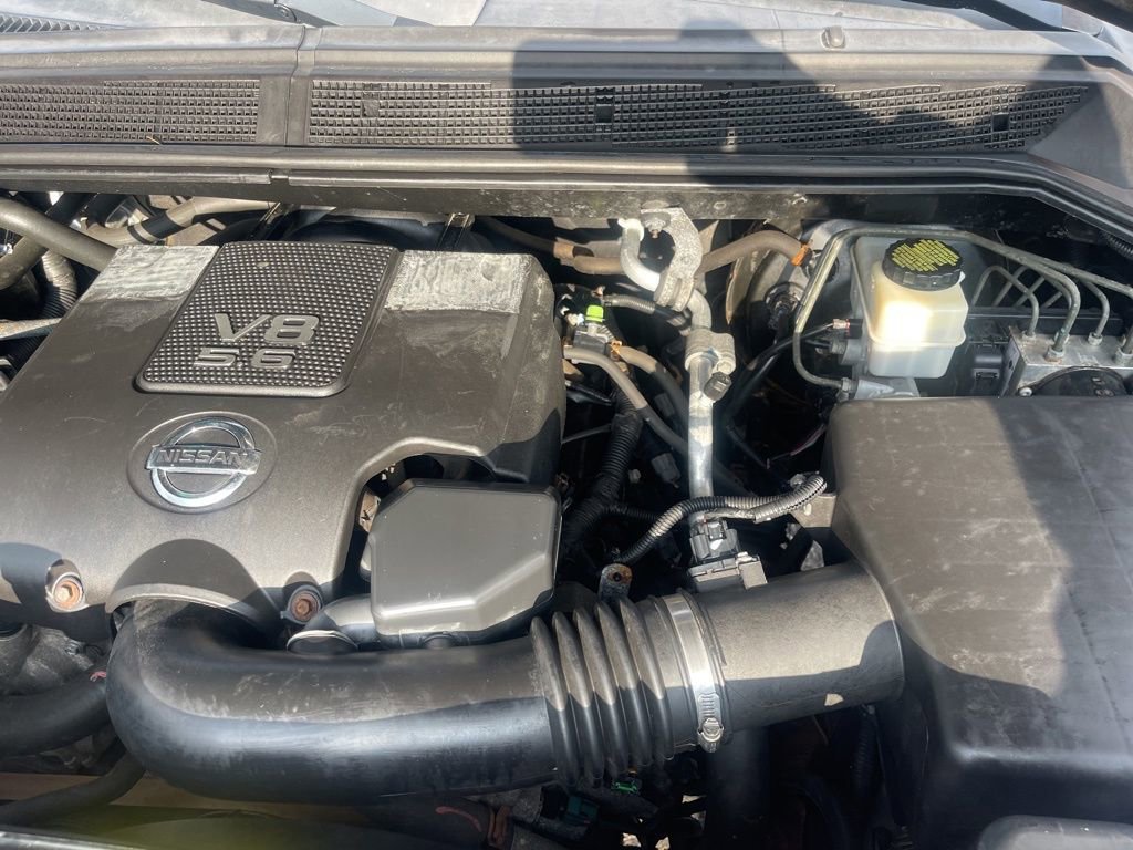 Used 2014 Nissan Titan SV w/ SV Value Truck Package image 29