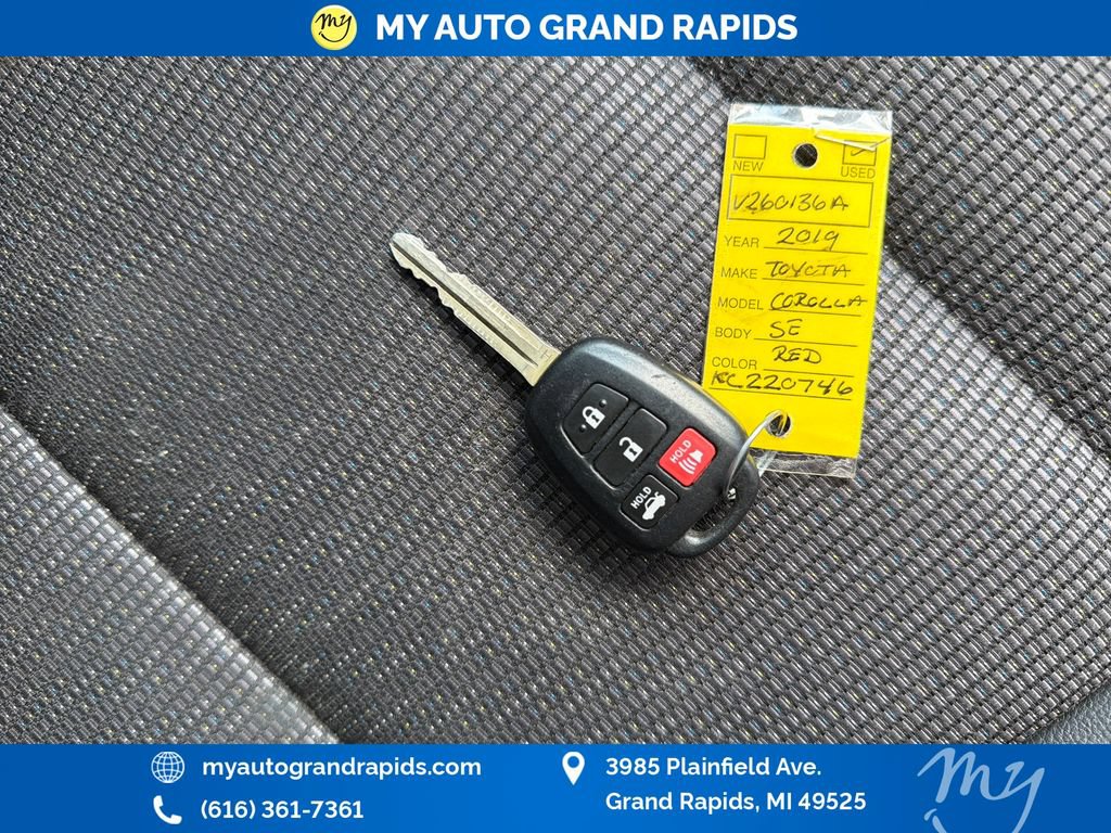 Used 2019 Toyota Corolla SE FWD image 34