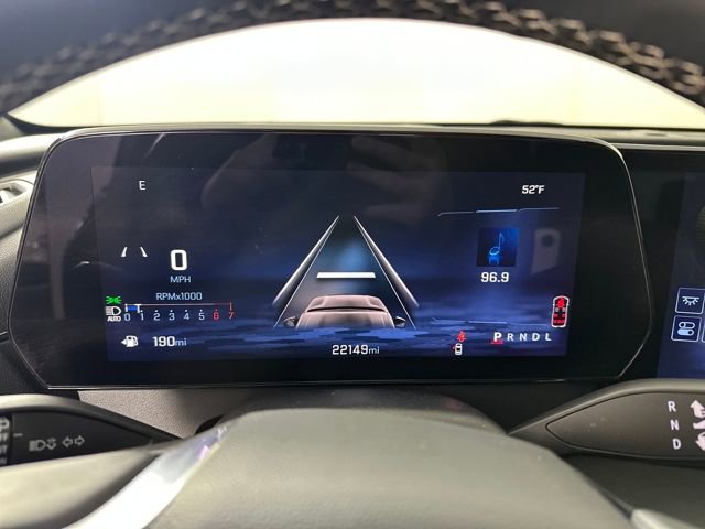 Used 2025 Chevrolet Traverse LT image 17