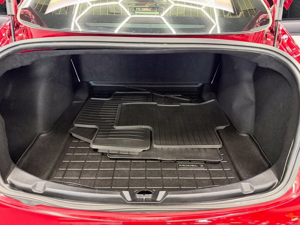 Used 2019 Tesla Model 3 Standard Range RWD image 39
