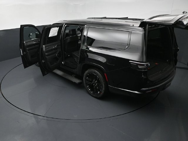 New 2026 Jeep Grand Wagoneer L Limited AWD/4WD image 28