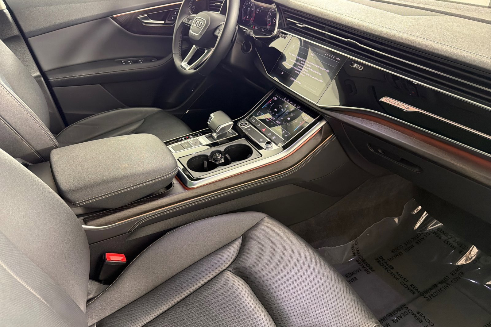 Used 2023 Audi Q8 Premium Plus w/ Premium Plus Package AWD/4WD image 15