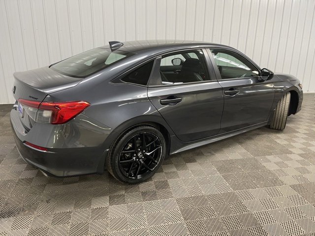 Used 2023 Honda Civic Sport image 3