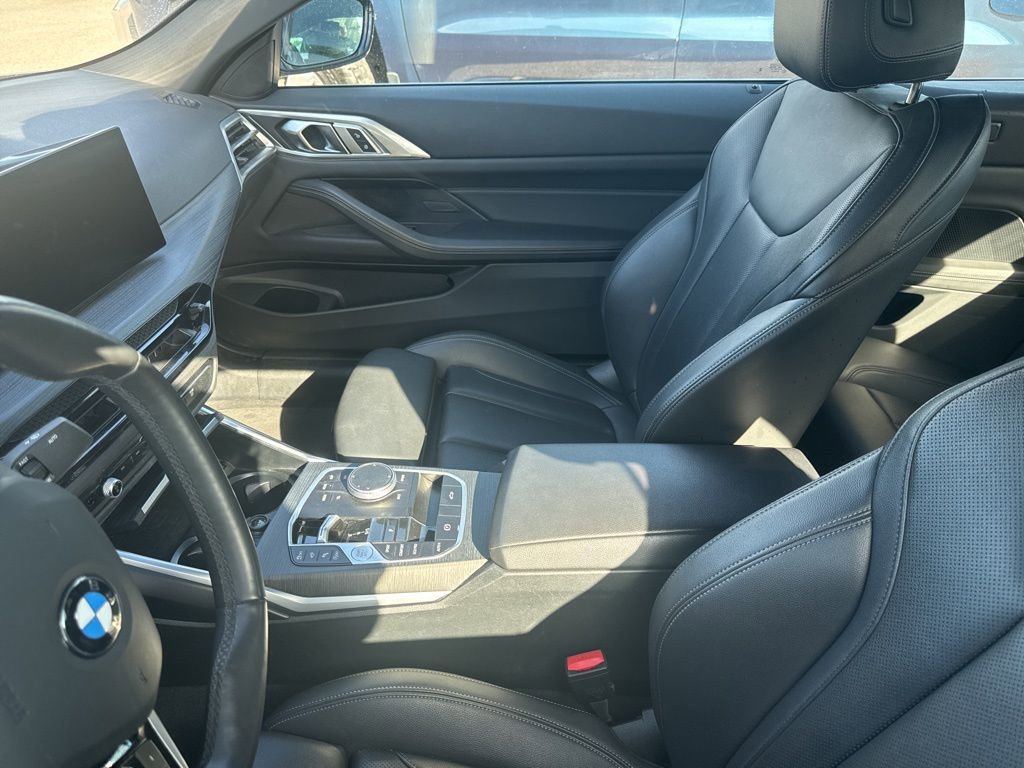 Used 2025 BMW 430i Convertible image 9