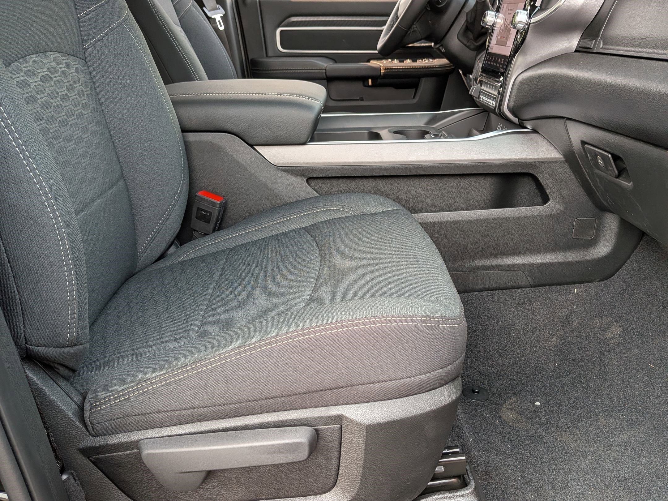 New 2025 RAM 2500 Big Horn image 38