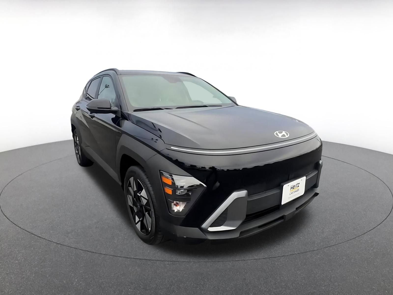 Used 2025 Hyundai Kona SEL image 3