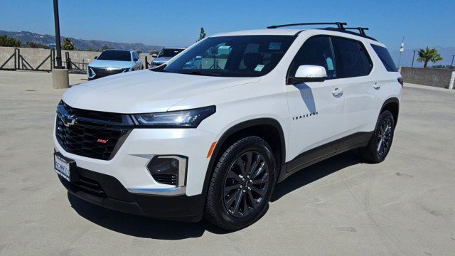 Used 2023 Chevrolet Traverse RS w/ LPO, Floor Liner Package FWD image 4