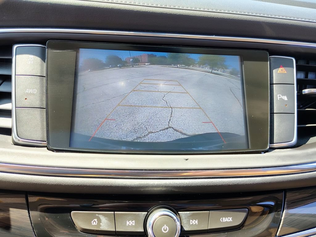 Certified 2018 Buick Enclave Essence AWD/4WD image 26
