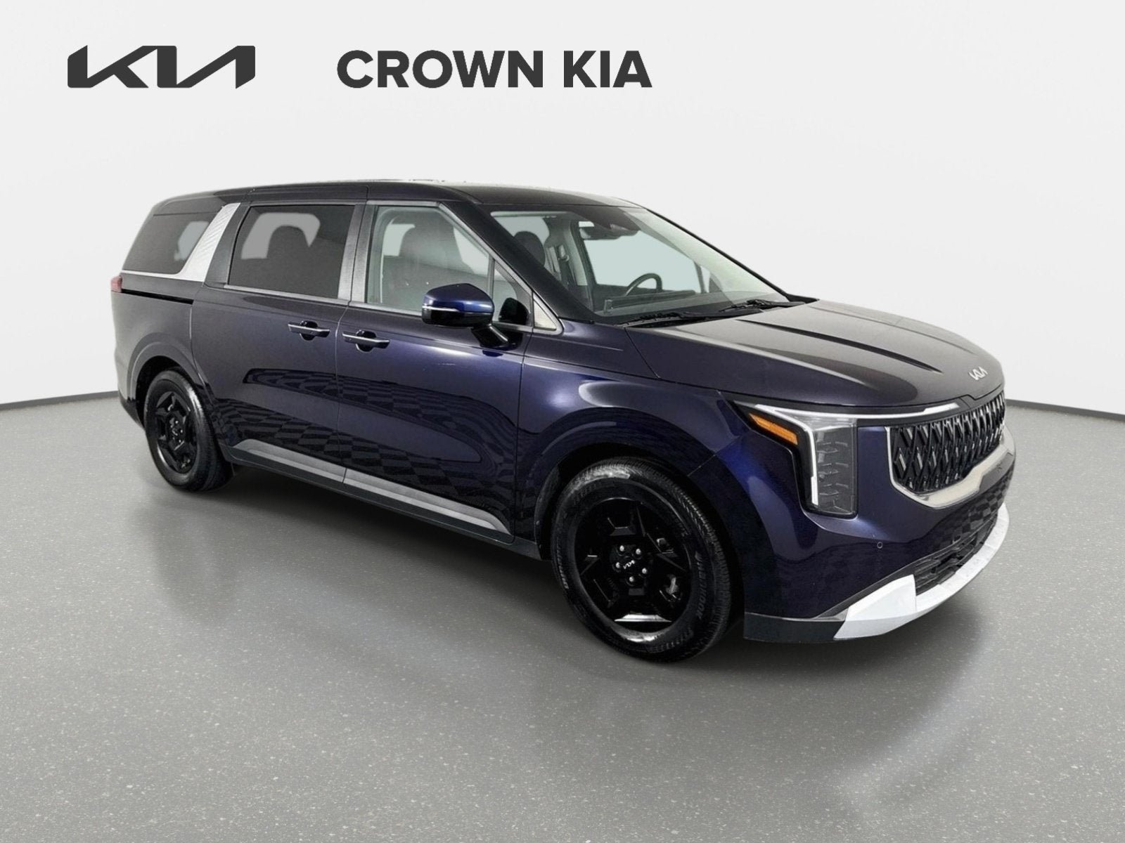 Certified 2025 Kia Carnival FWD image 3