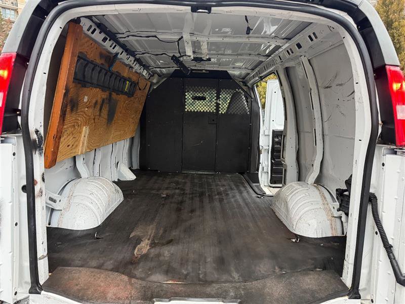 Used 2021 Chevrolet Express 2500 w/ Driver Convenience Package image 20