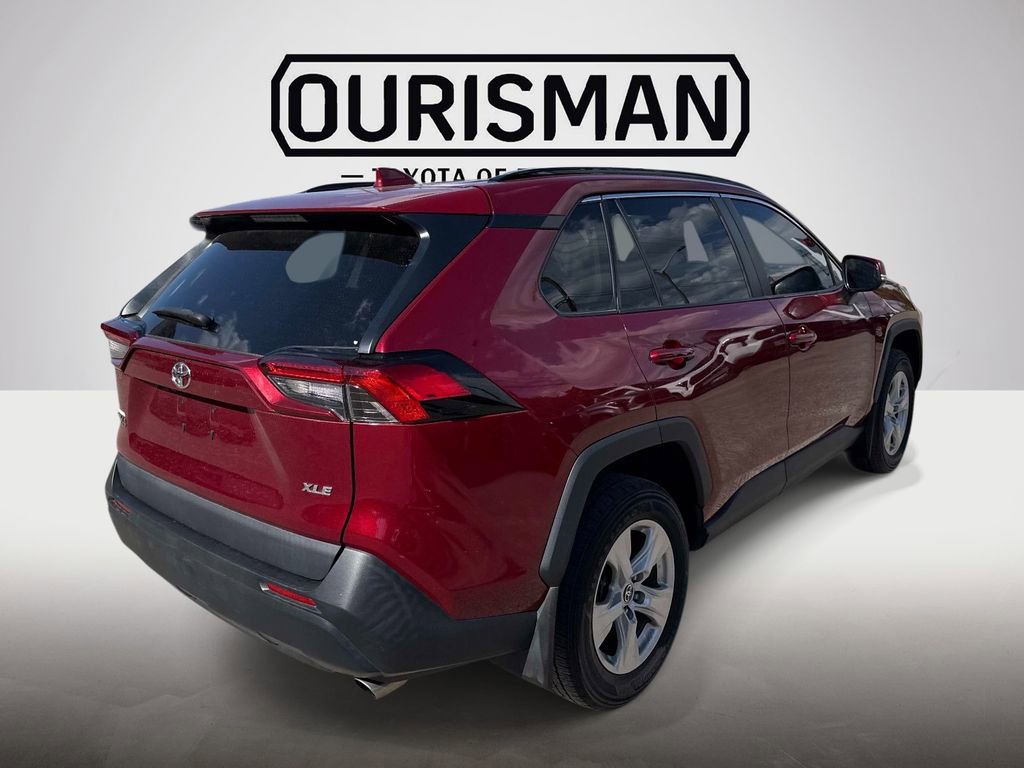 Certified 2021 Toyota RAV4 XLE w/ Convenience Package image 7