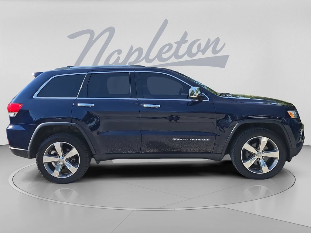 Used 2015 Jeep Grand Cherokee Limited w/ Luxury Group II AWD/4WD image 9