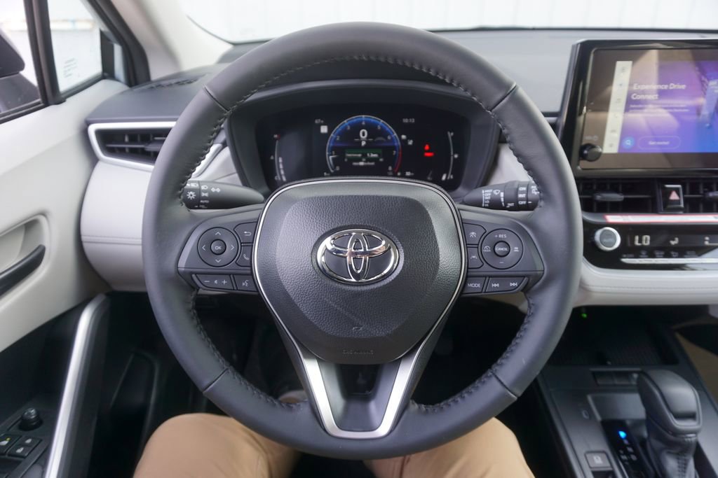 New 2026 Toyota Corolla Cross LE image 3