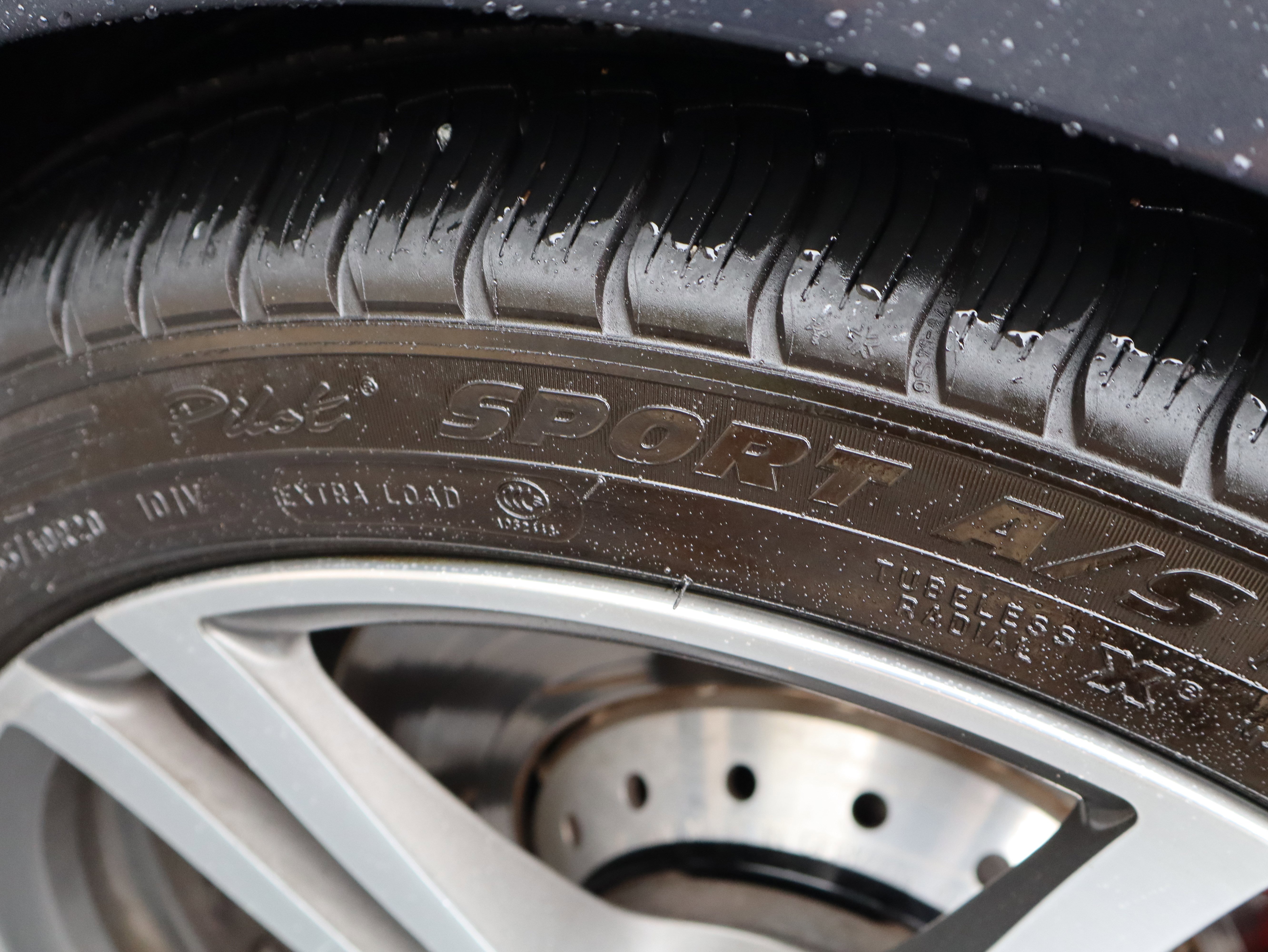 Used 2012 Porsche Panamera Turbo image 11