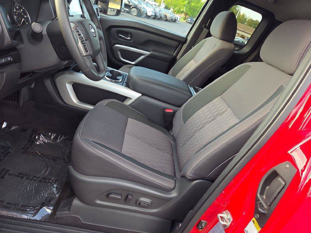 Certified 2024 Nissan Titan SV w/ SV Utility Package AWD/4WD image 30