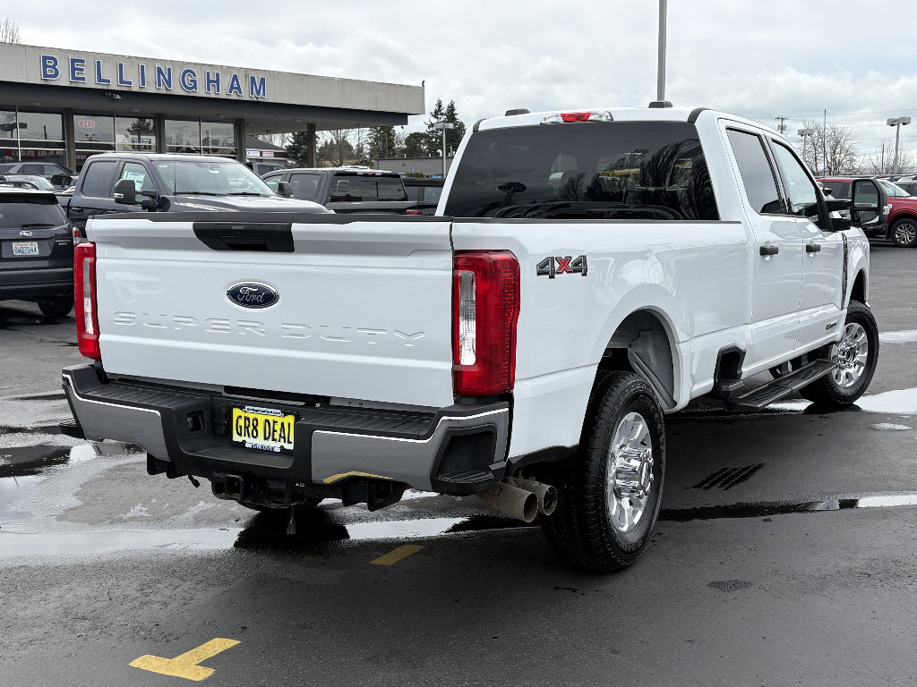 Certified 2024 Ford F350 XLT image 5