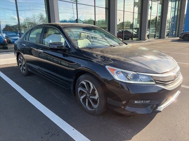 Used 2017 Honda Accord EX-L image 10