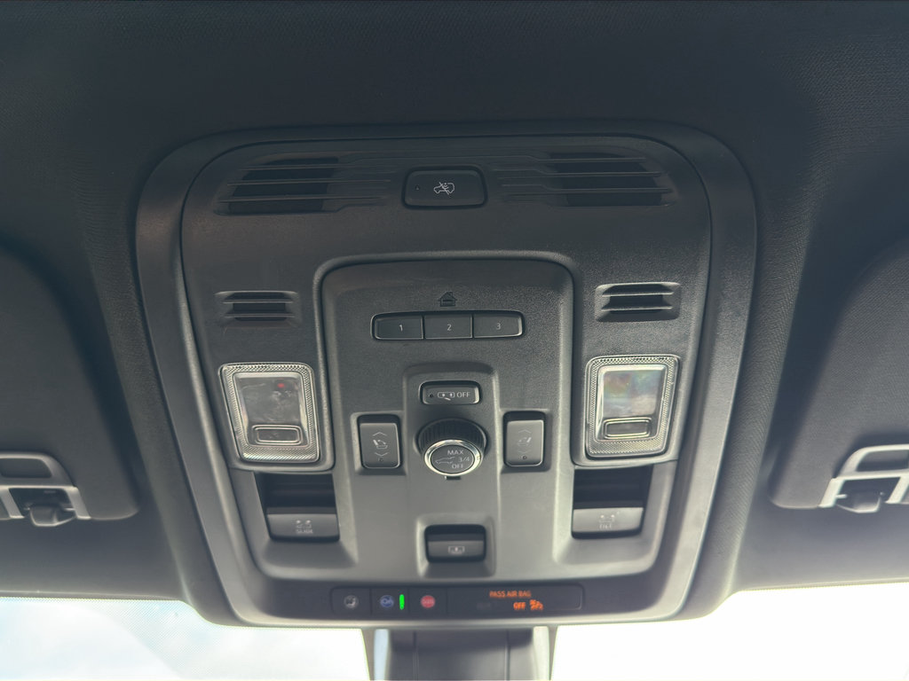 Certified 2021 GMC Yukon Denali w/ Denali Premium Package RWD image 33