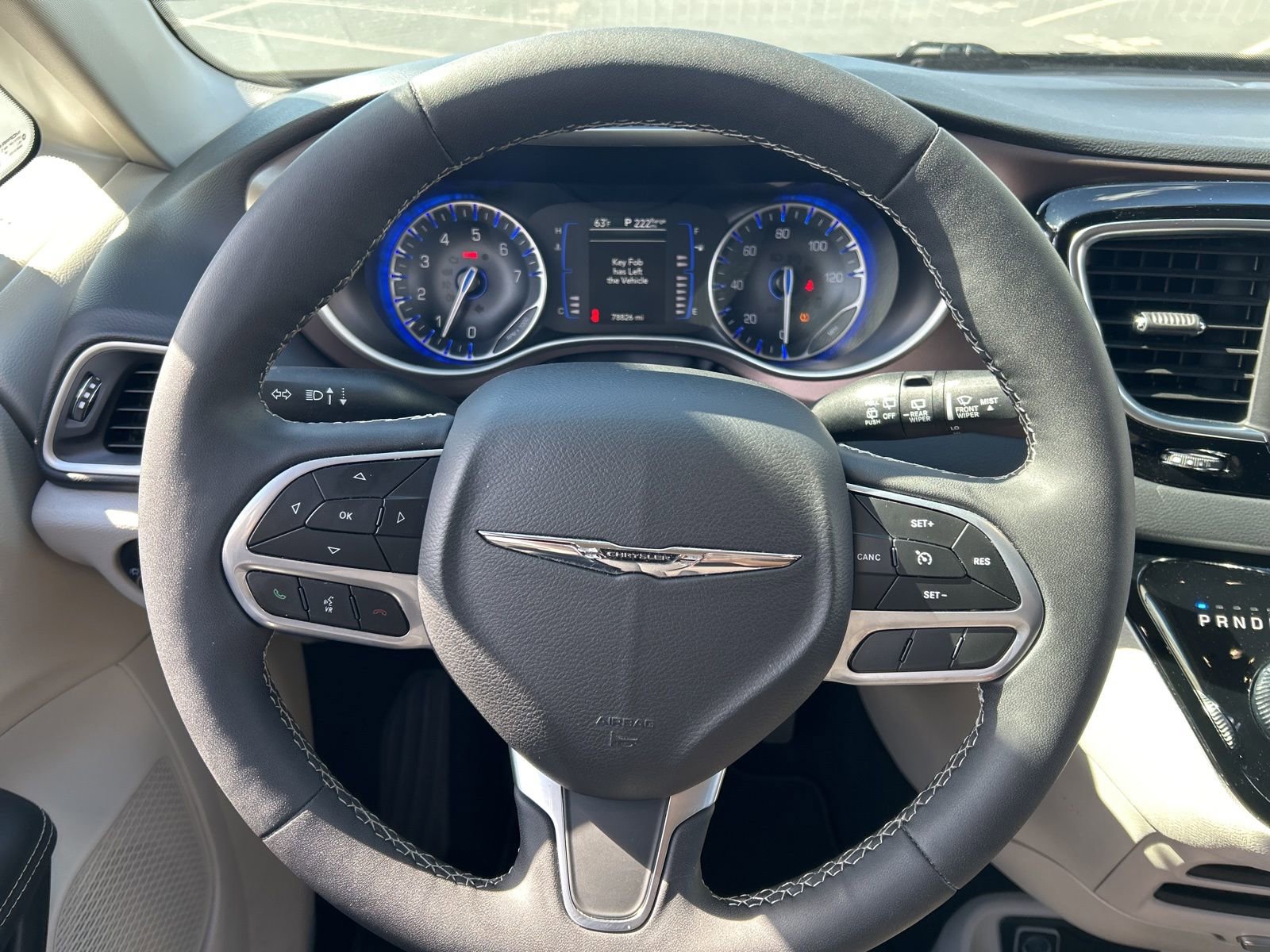 Used 2023 Chrysler Voyager LX image 6