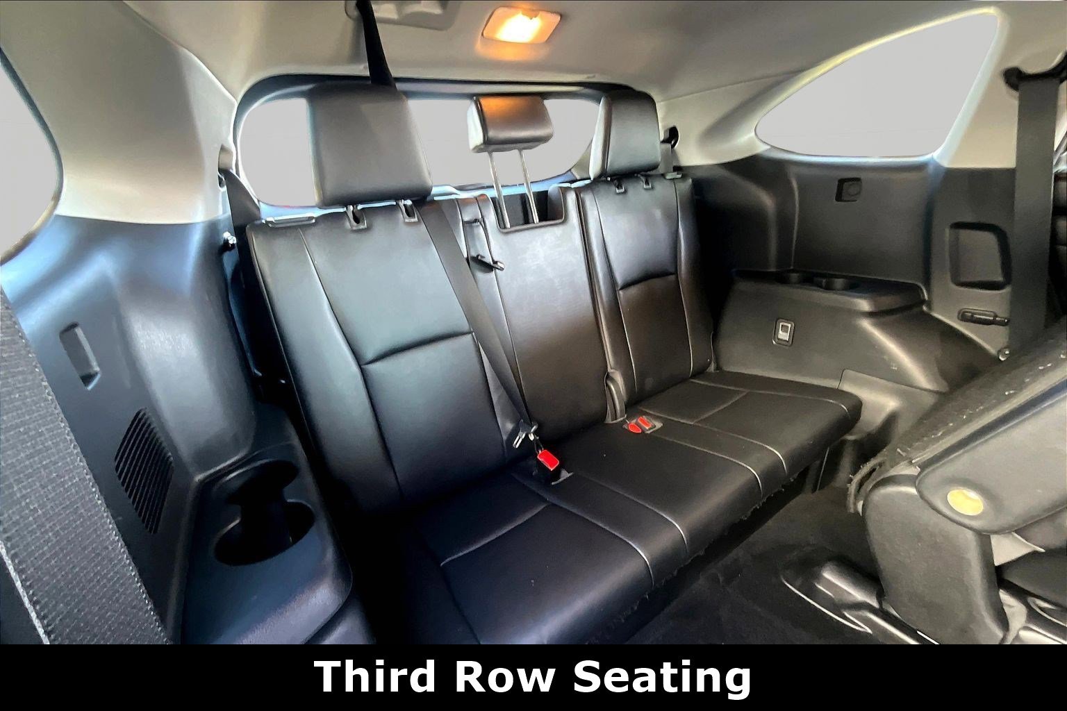 Used 2021 Toyota Highlander XLE image 26