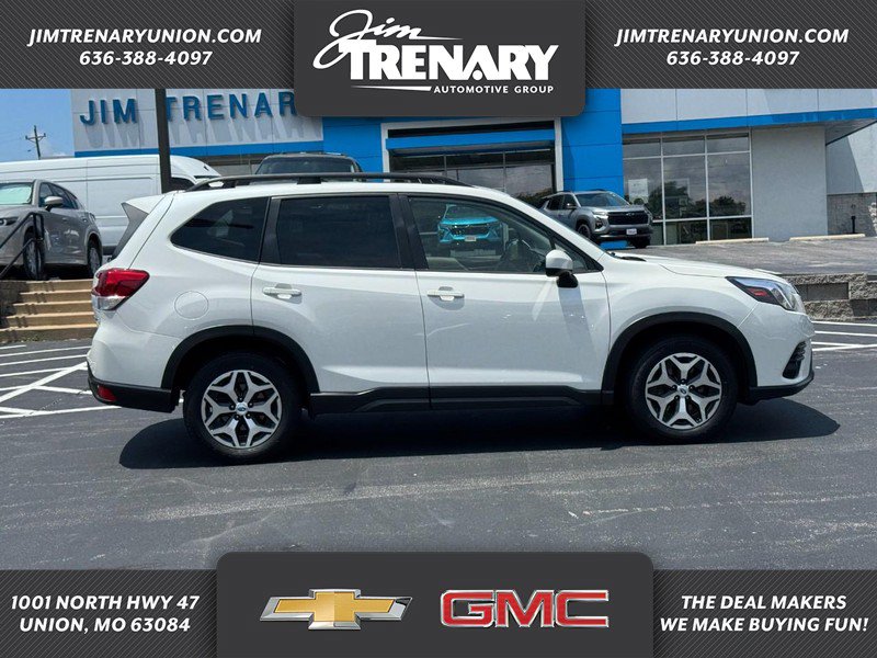 Used 2023 Subaru Forester Premium AWD/4WD image 1
