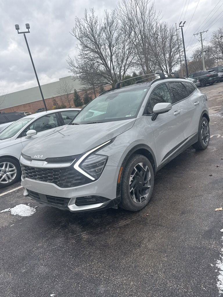 Used 2025 Kia Sportage SX image 2