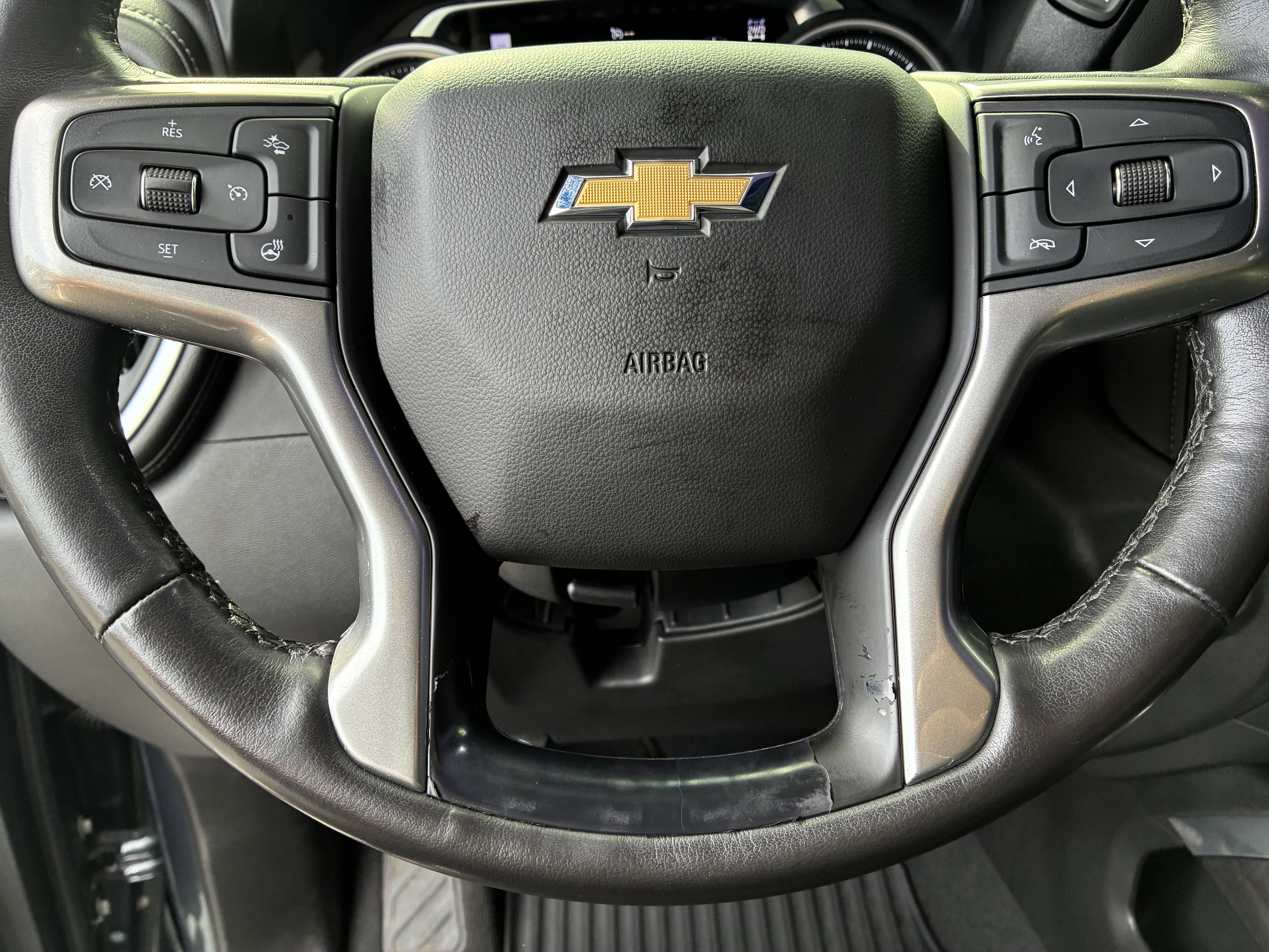 Used 2020 Chevrolet Silverado 2500 LTZ w/ LTZ Premium Package AWD/4WD image 30