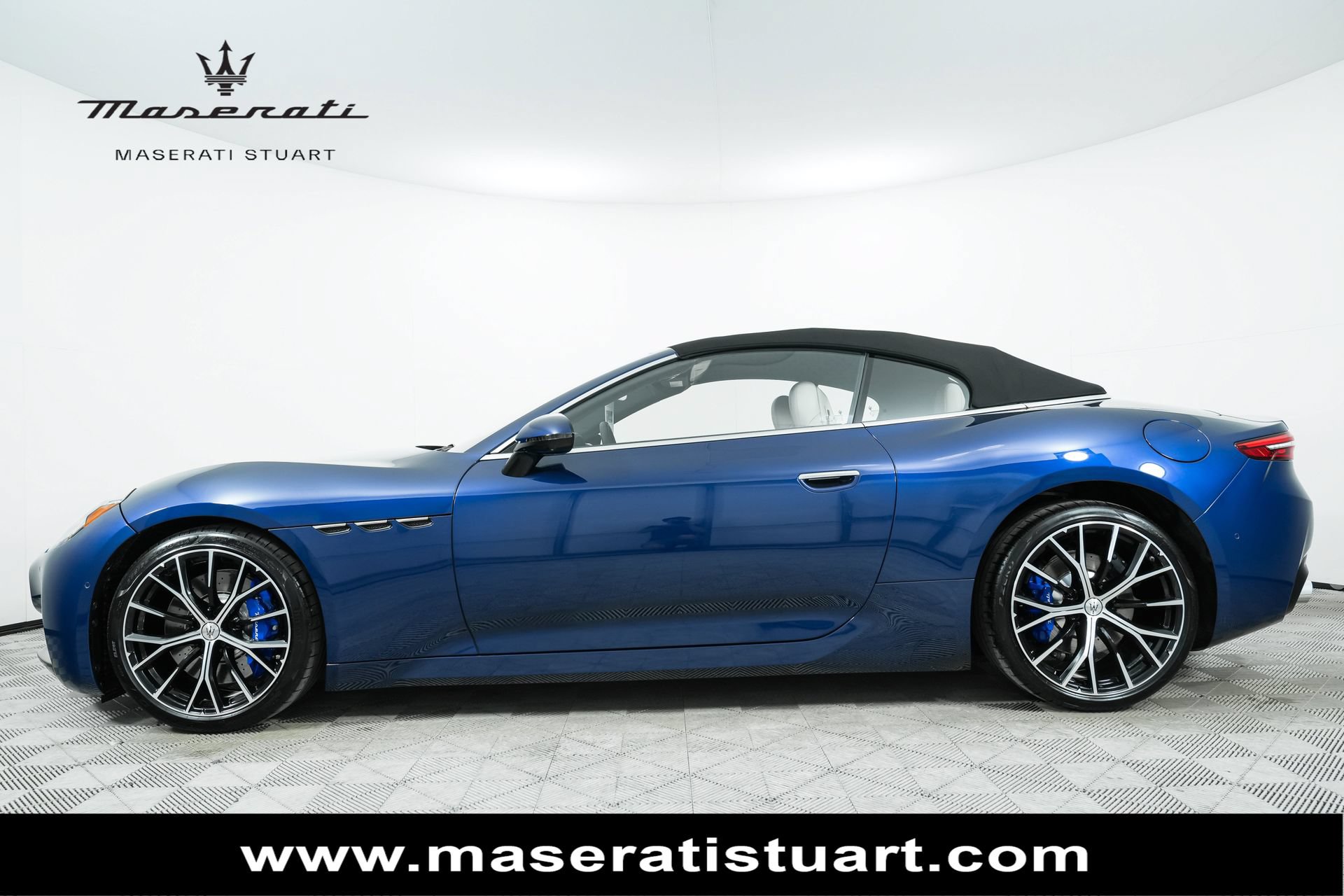 New 2026 Maserati GranCabrio Modena AWD/4WD image 5