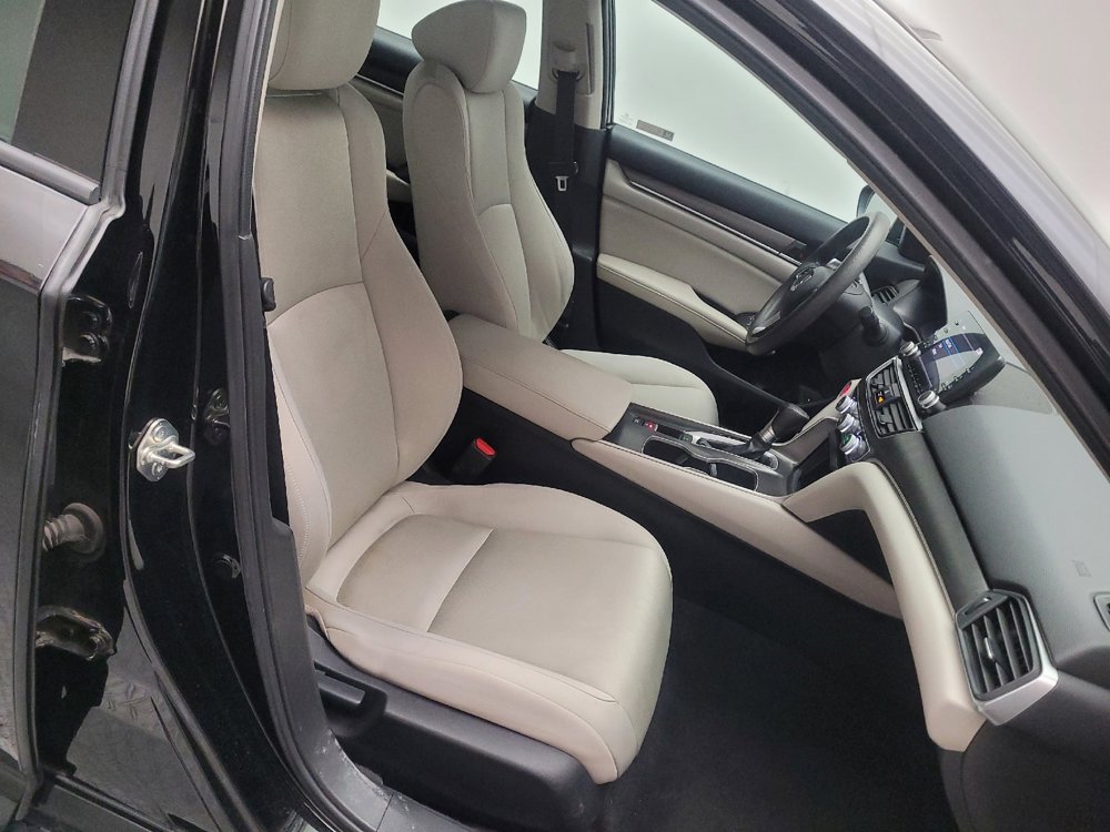Used 2018 Honda Accord LX image 21