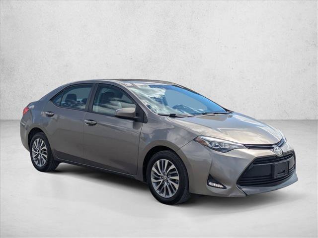 Used 2018 Toyota Corolla XLE FWD video 3