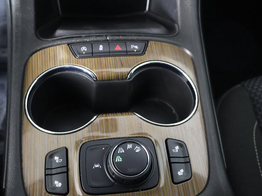 Used 2023 GMC Acadia SLE w/ Driver Convenience Package image 46